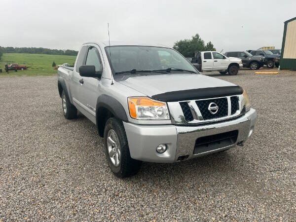 2010 NISSAN Titan