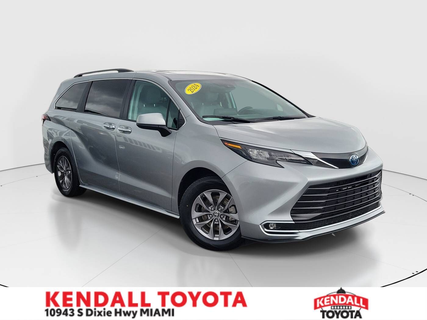2024 TOYOTA Sienna
