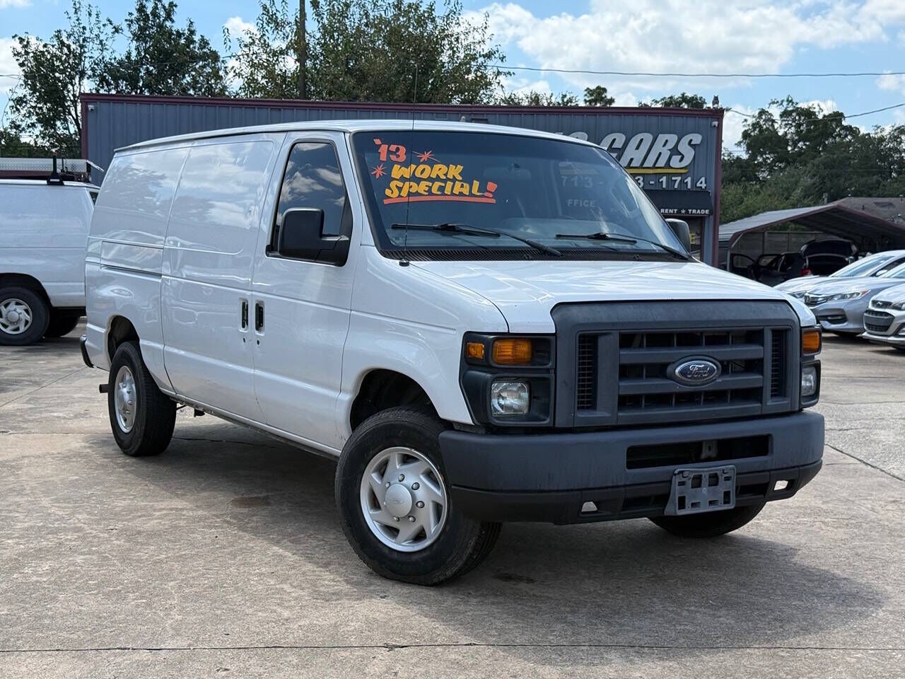 2013 FORD E-250