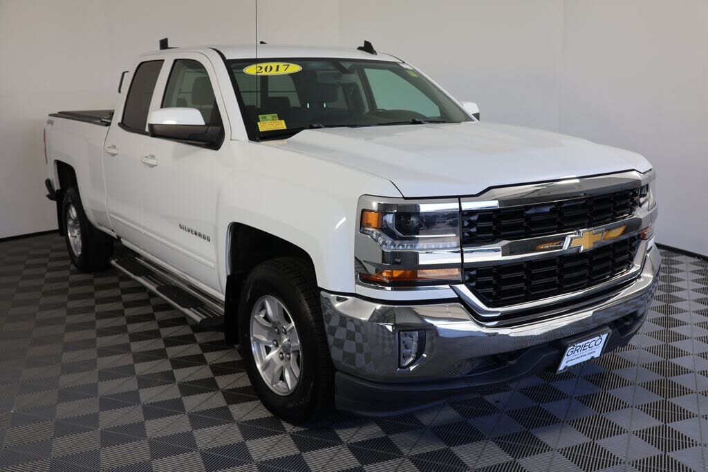 2017 CHEVROLET Silverado