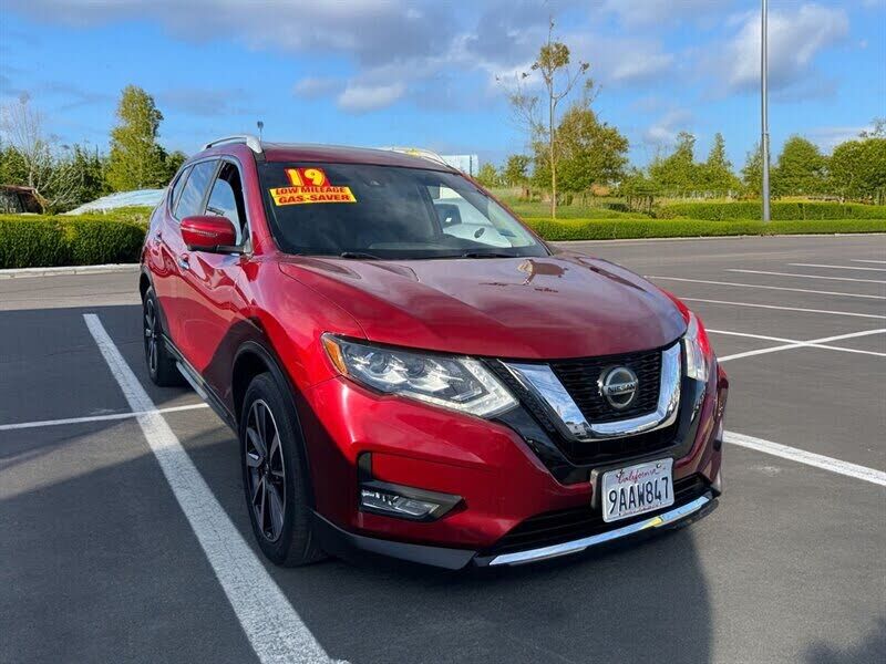 2019 NISSAN Rogue