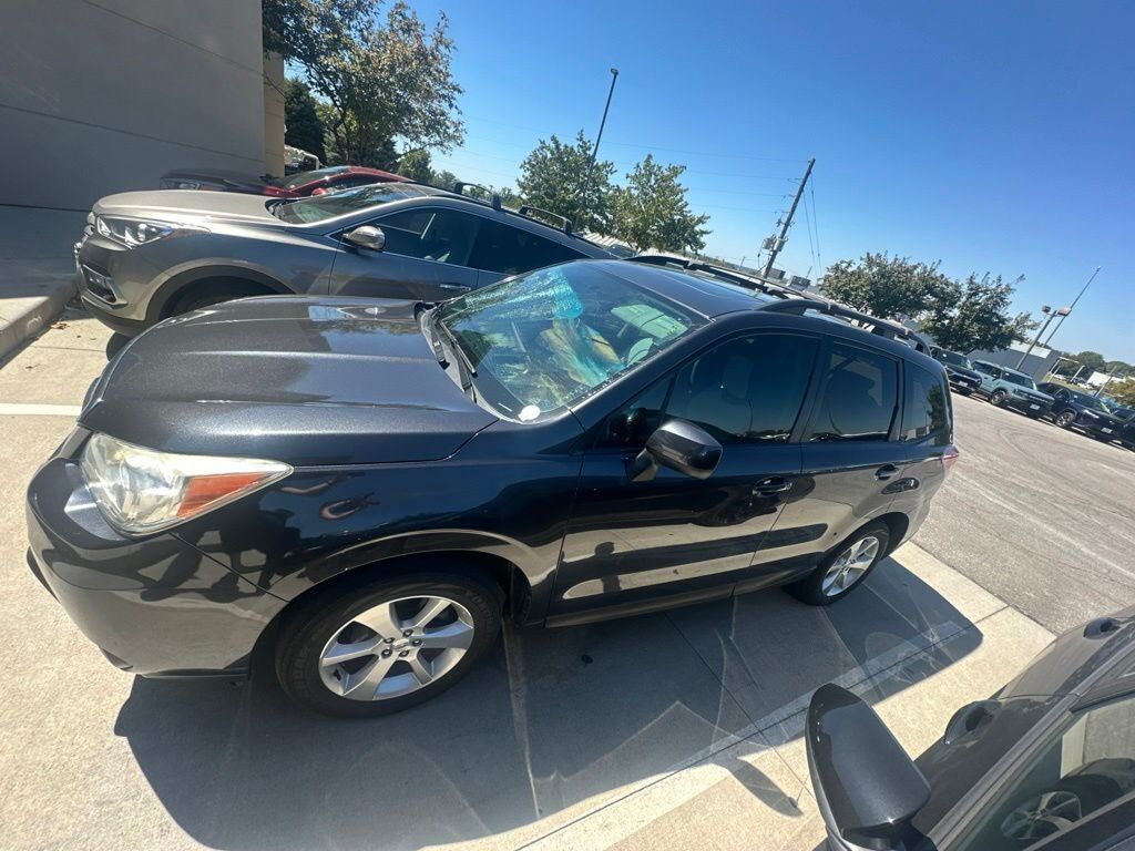 2015 SUBARU Forester