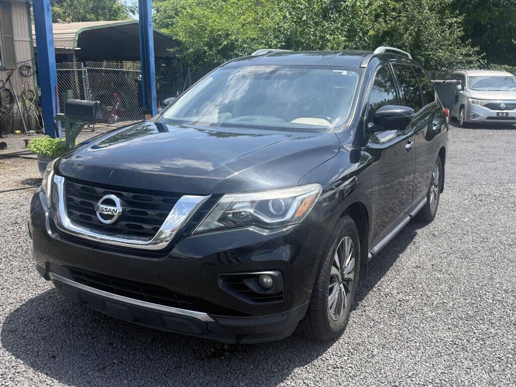 2017 NISSAN Pathfinder