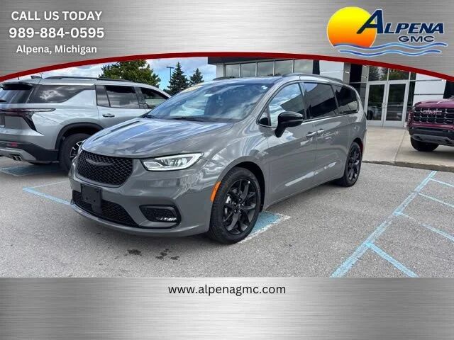 2025 CHRYSLER Pacifica
