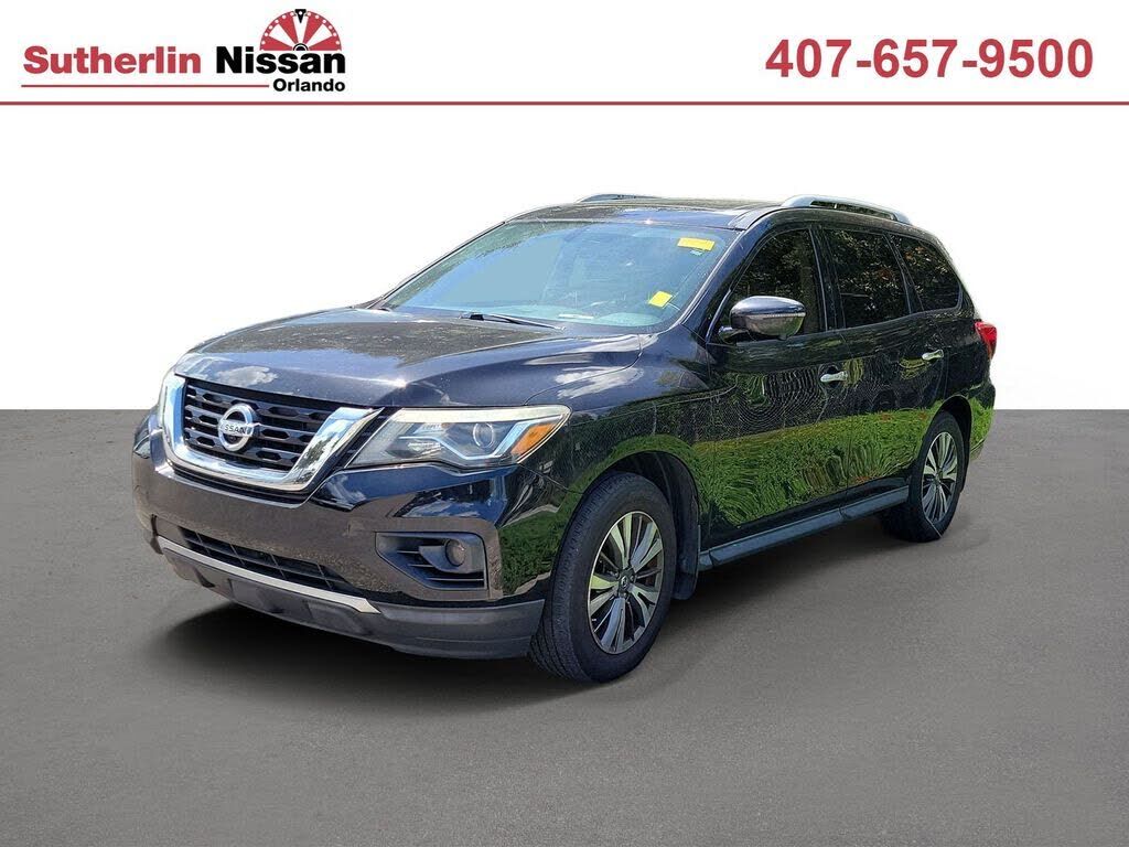 2017 NISSAN Pathfinder