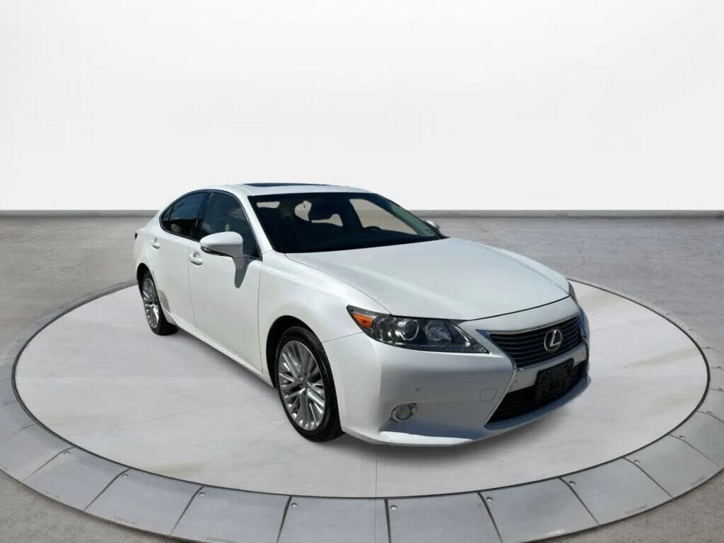 2013 LEXUS ES