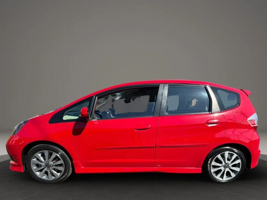 2012 HONDA Fit