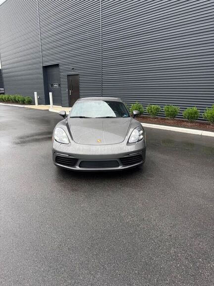 2018 PORSCHE 718