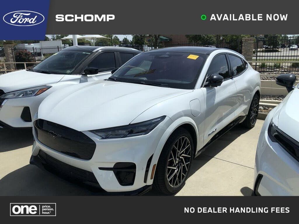 2021 FORD Mach-E