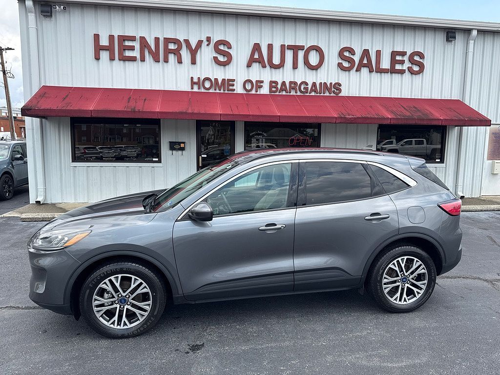 2021 FORD Escape