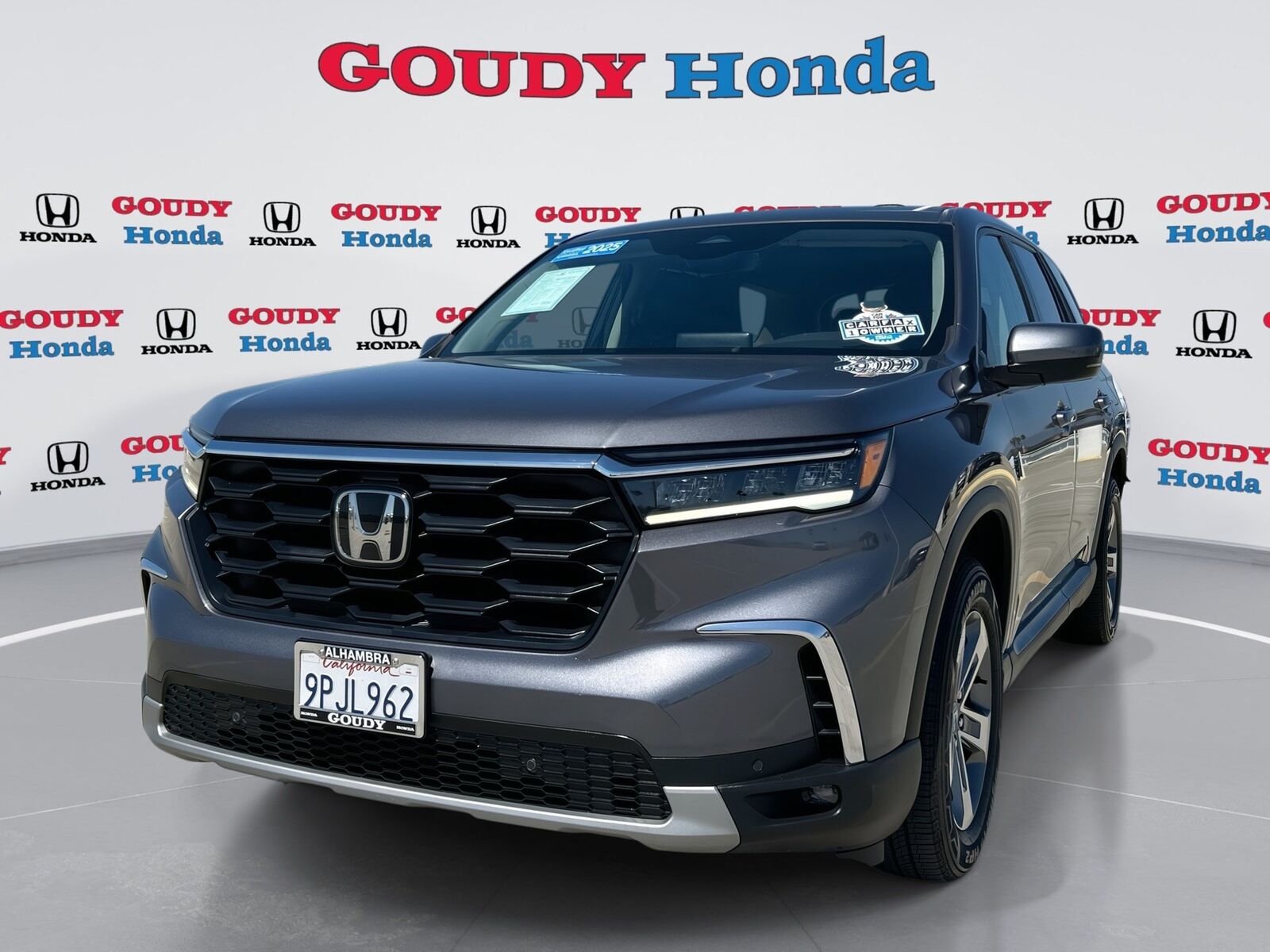 2025 HONDA Pilot