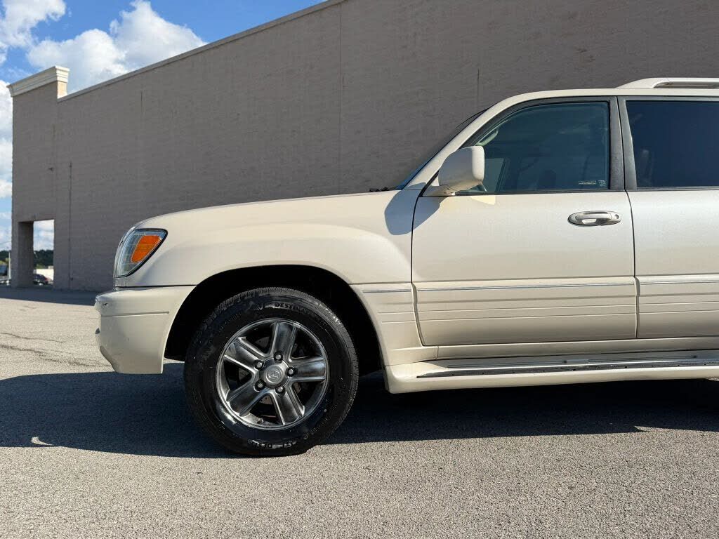 2006 Lexus LX