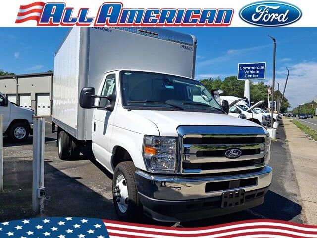 2027 FORD E-350