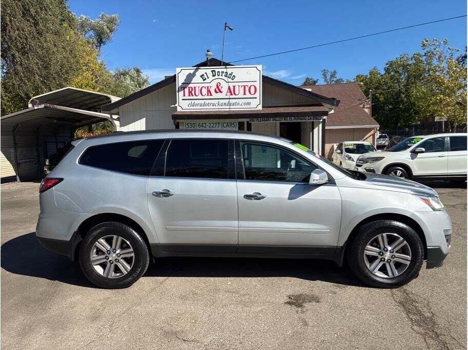 2017 CHEVROLET Traverse