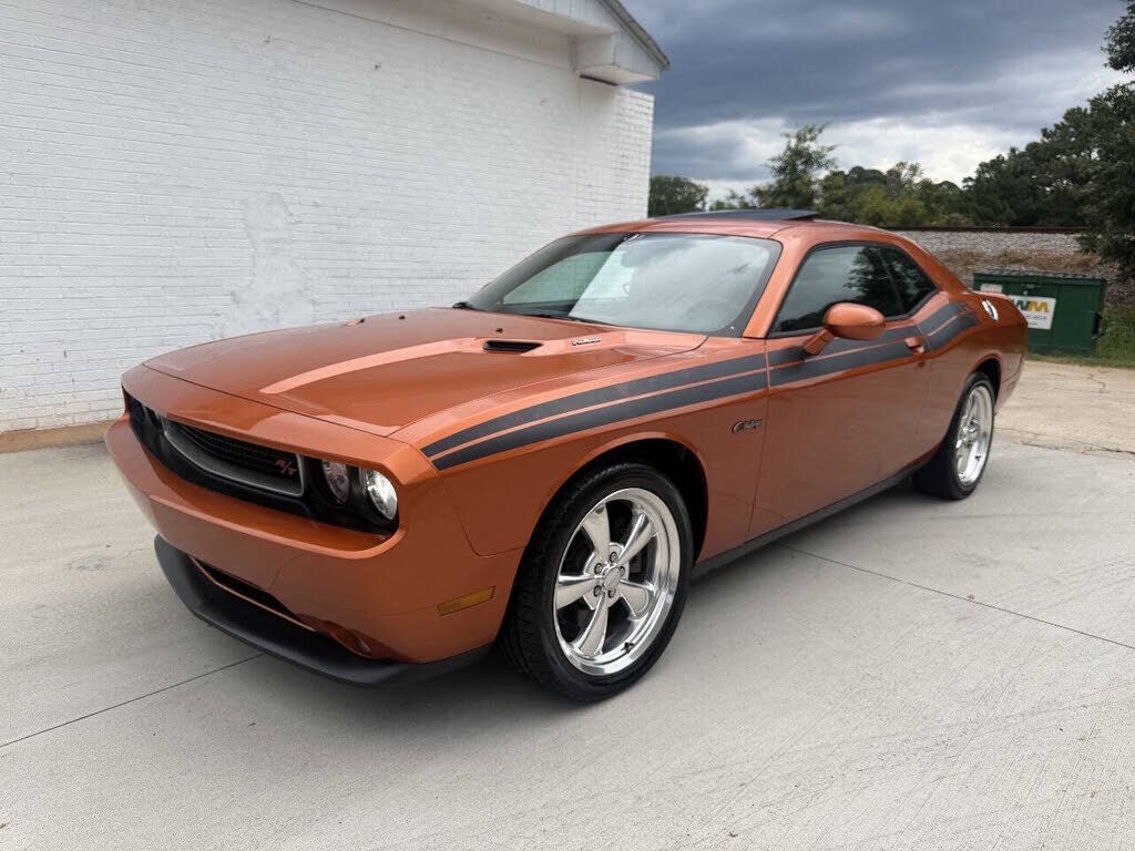2011 DODGE Challenger