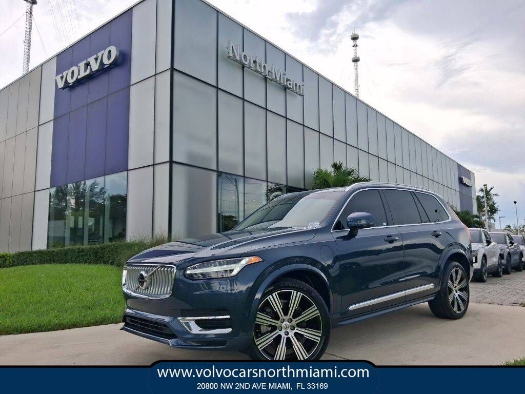 2025 VOLVO XC90