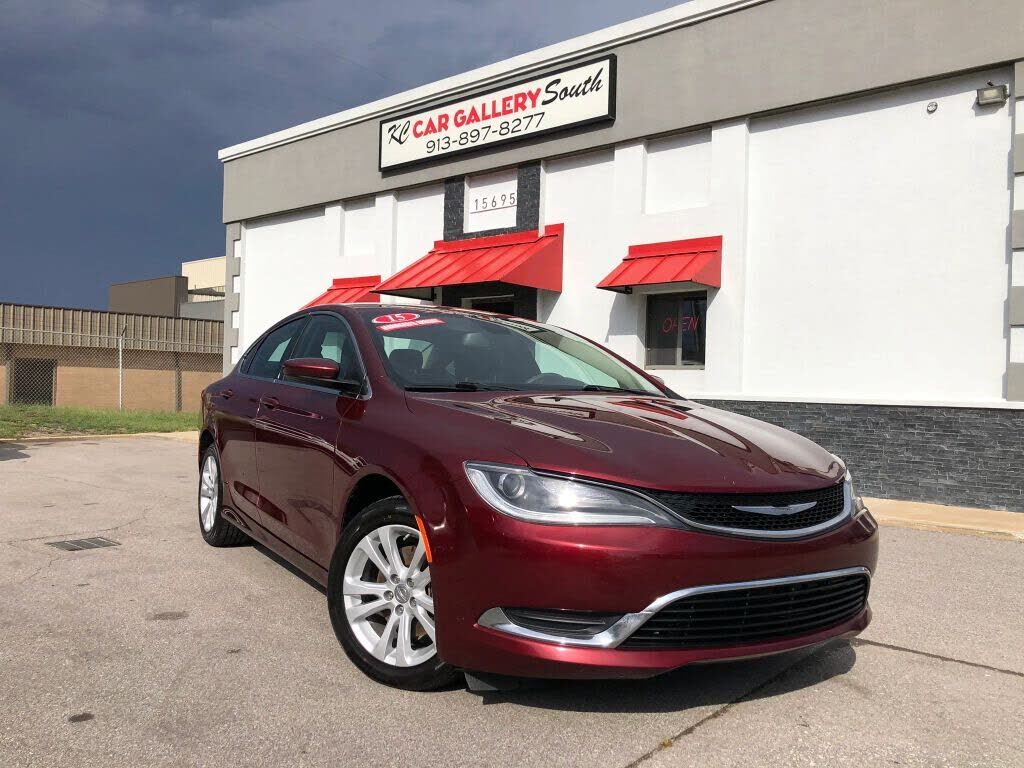 2015 CHRYSLER 200