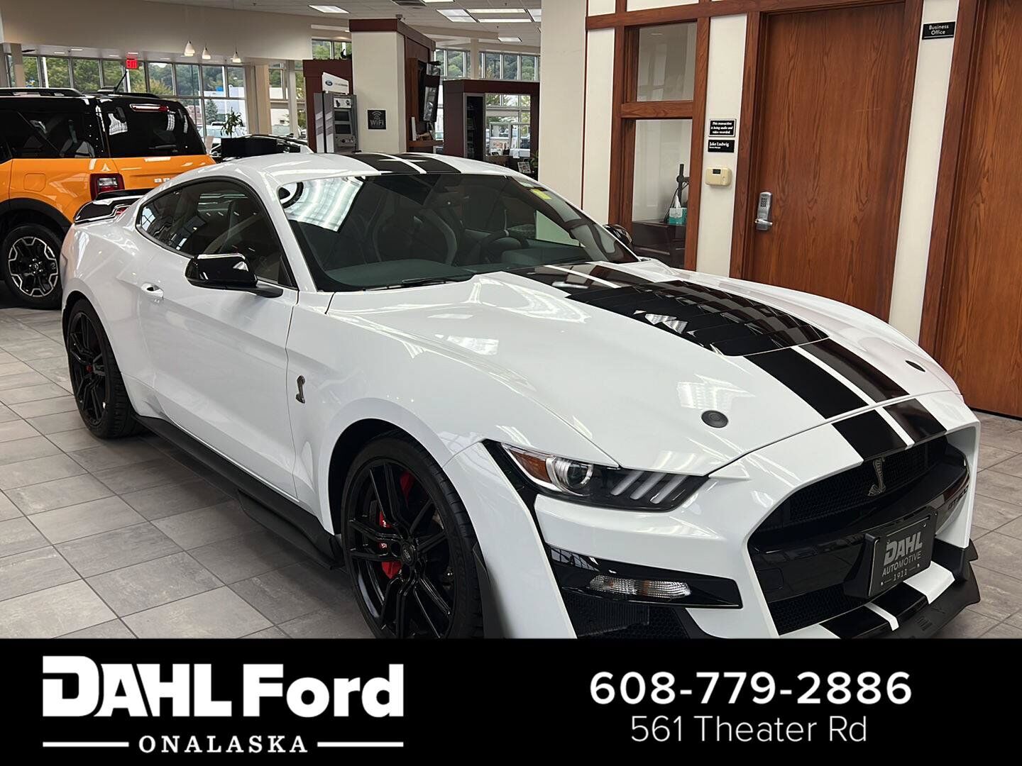2021 FORD Mustang