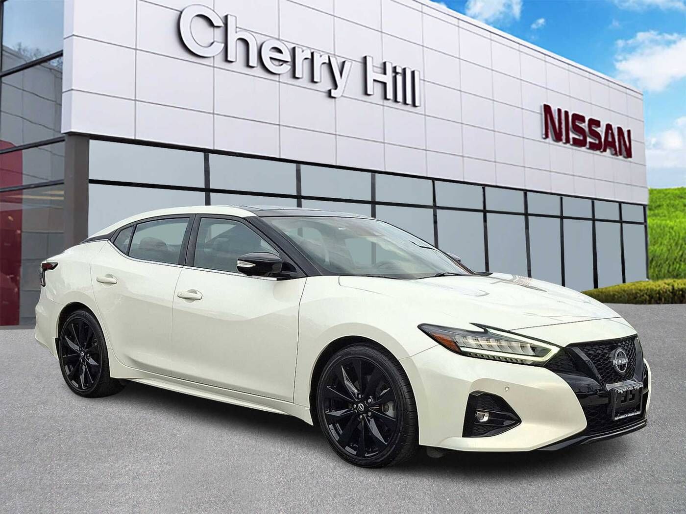 2023 NISSAN Maxima