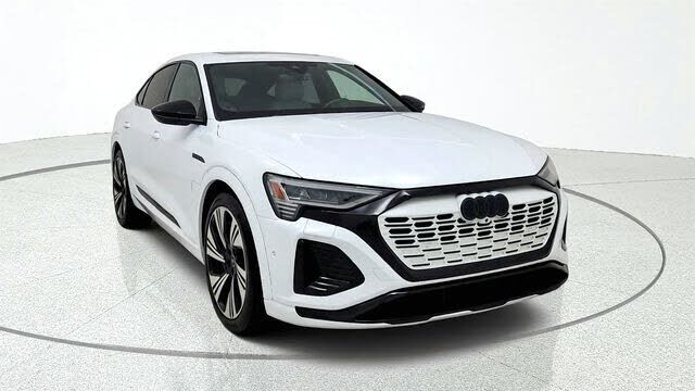 2024 Audi Q8