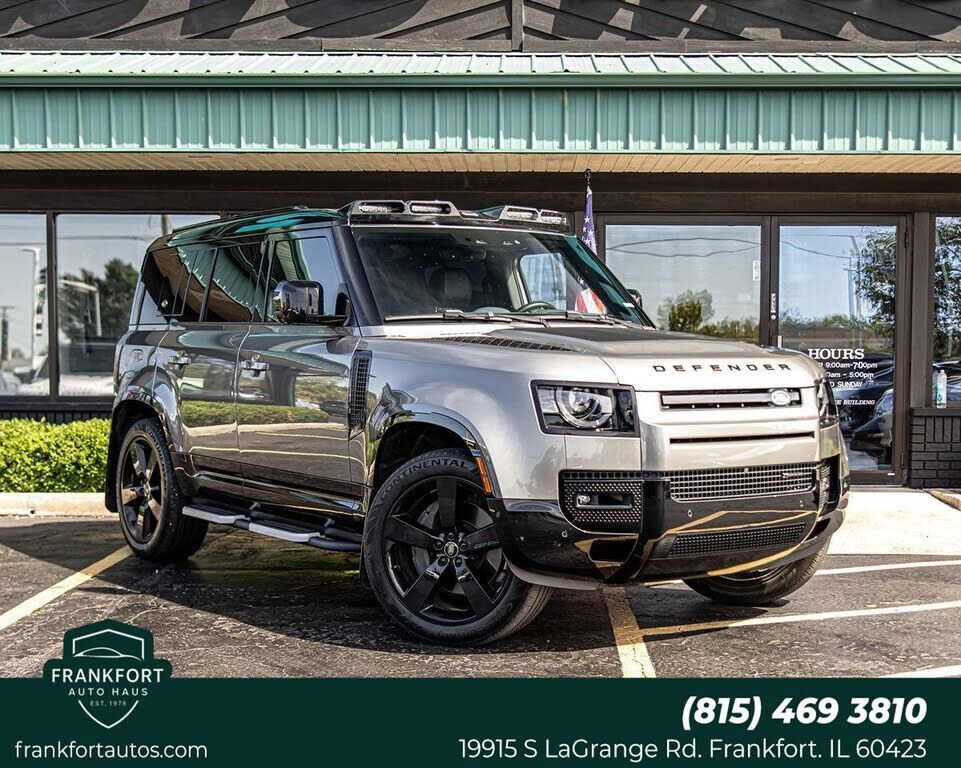 2023 LAND ROVER Defender