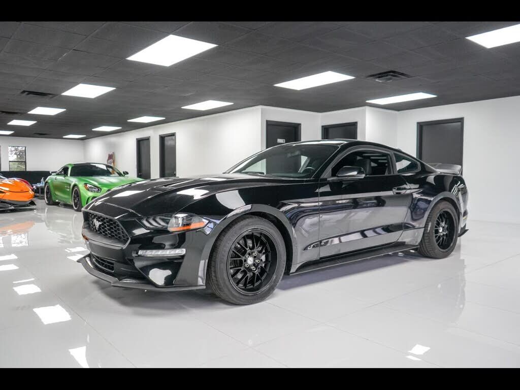 2020 FORD Mustang