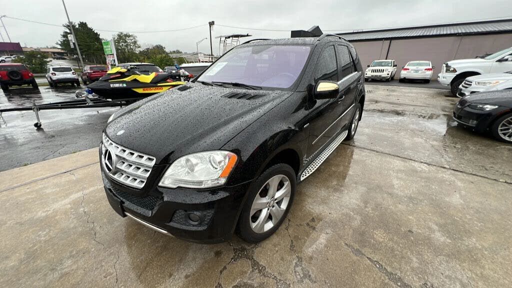 2010 MERCEDES-BENZ M-Class