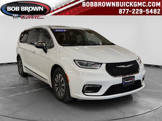 2023 CHRYSLER Pacifica