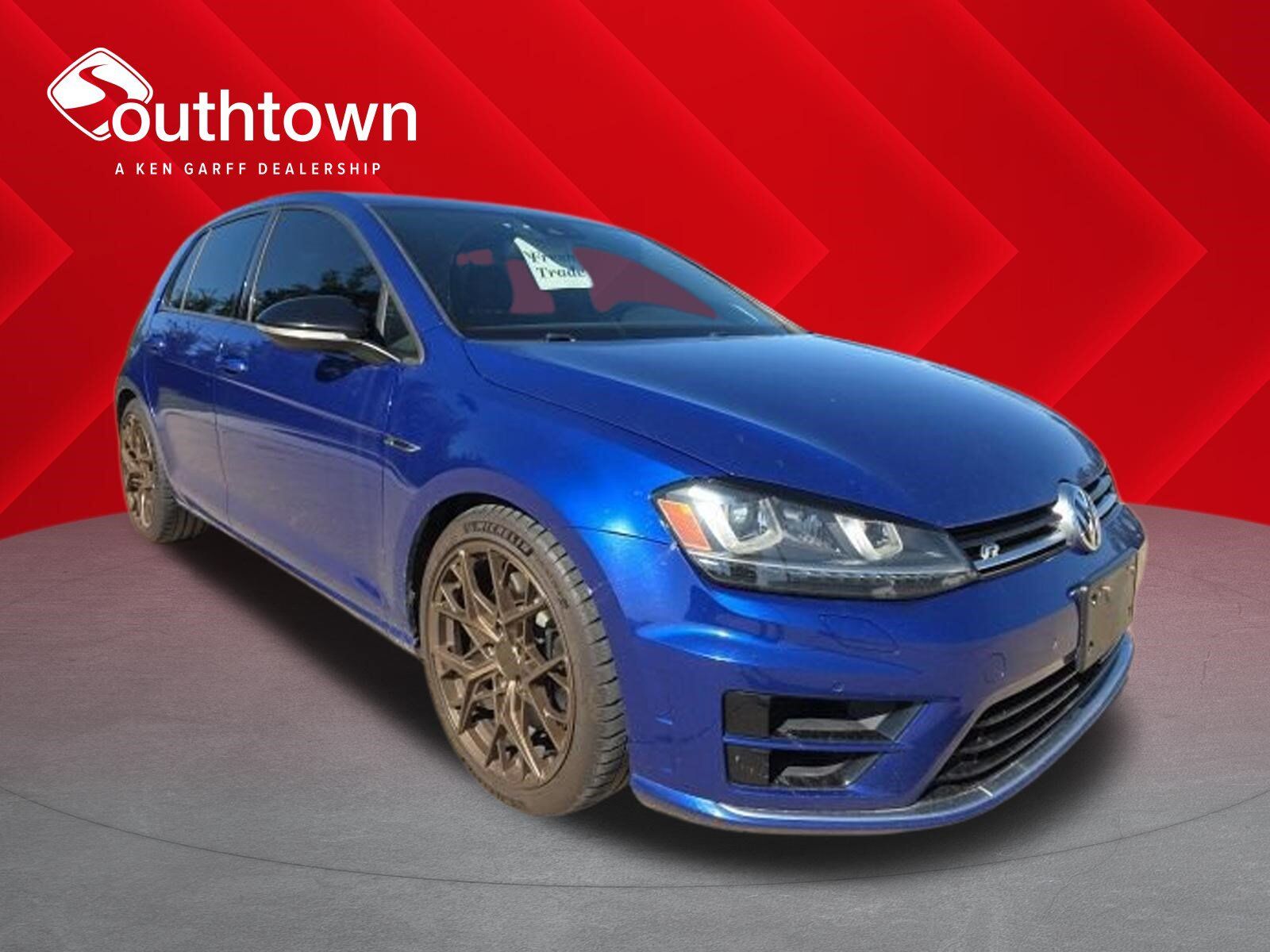 2016 VOLKSWAGEN Golf R