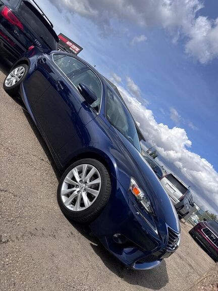 2015 Lexus IS
