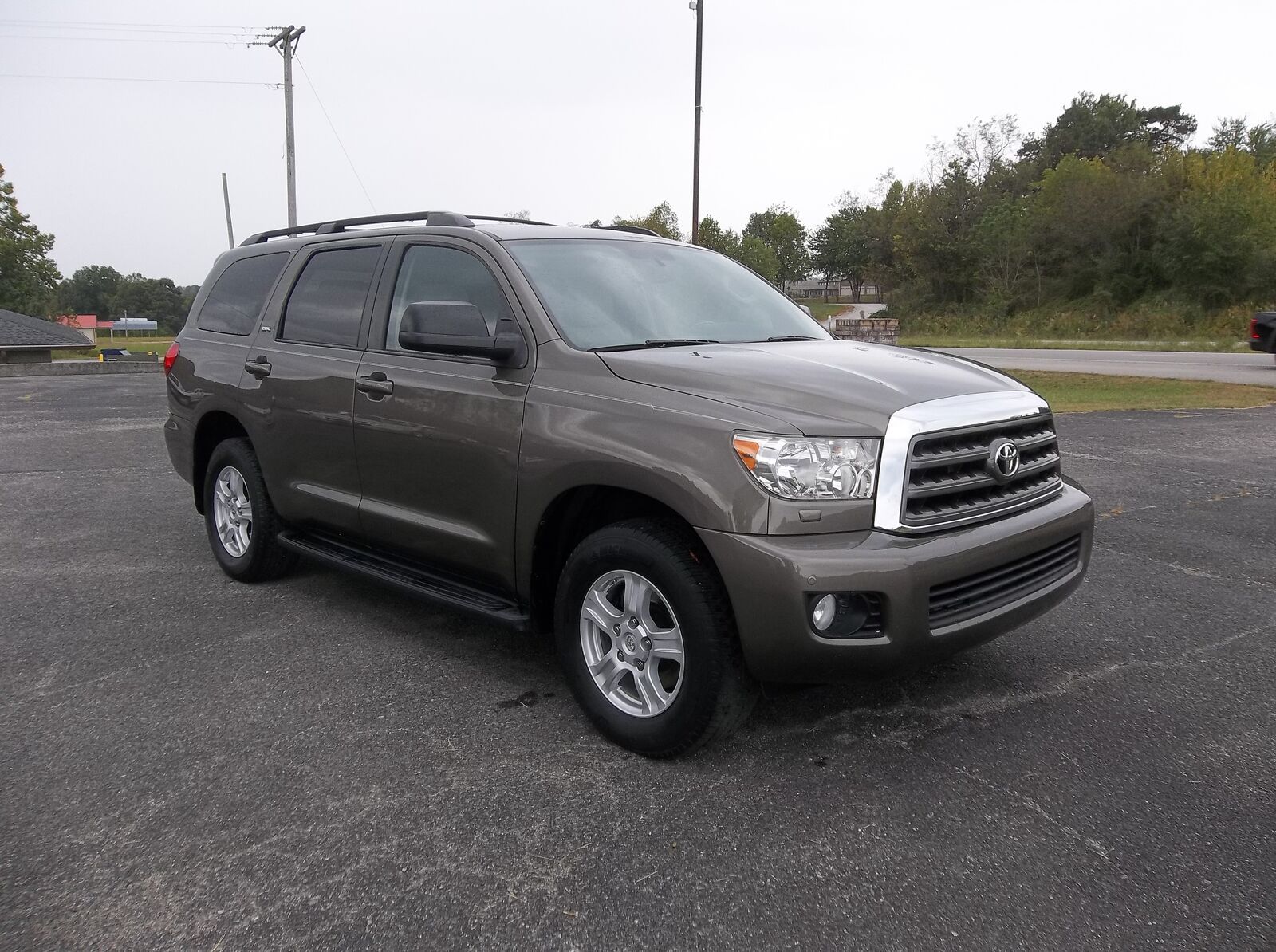 2016 TOYOTA Sequoia