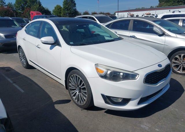 2015 KIA Cadenza