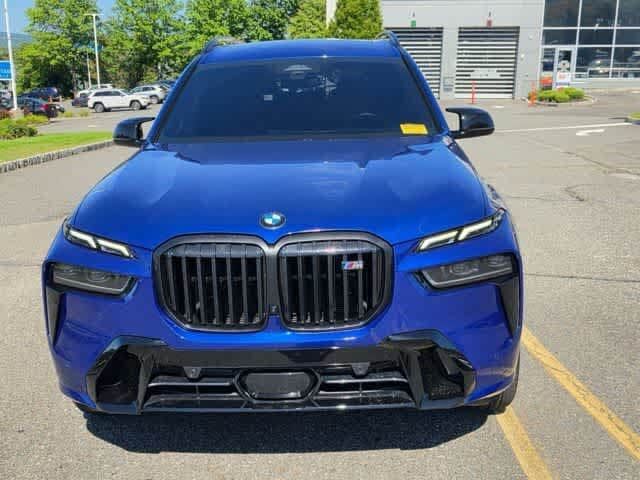 2025 BMW X7