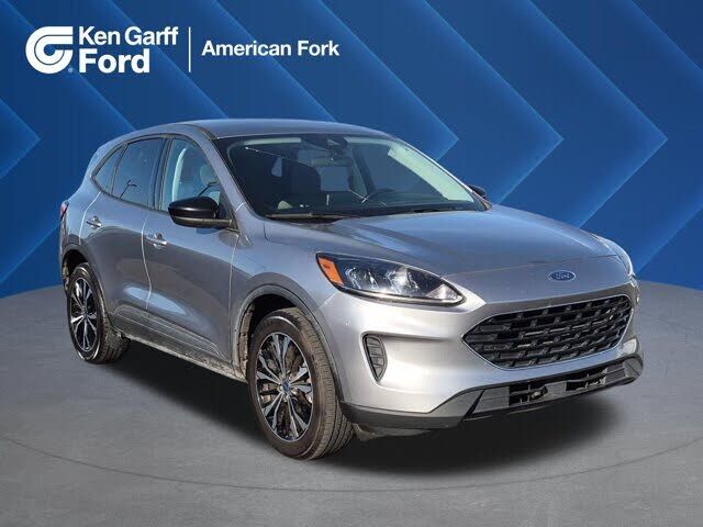 2022 FORD Escape