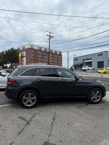 2022 Mercedes-Benz GLC-Class