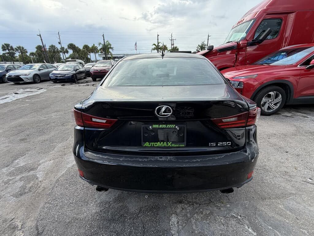 2014 LEXUS IS