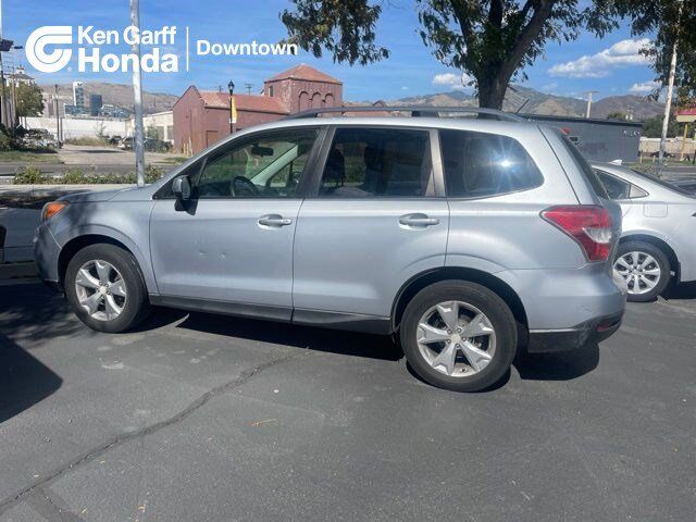 2015 SUBARU Forester