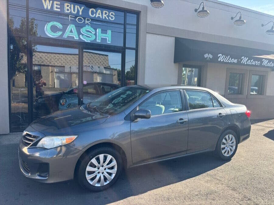 2013 TOYOTA Corolla