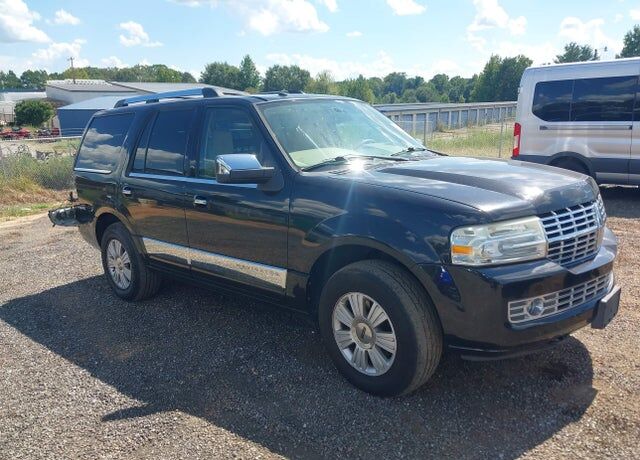 2010 LINCOLN Navigator