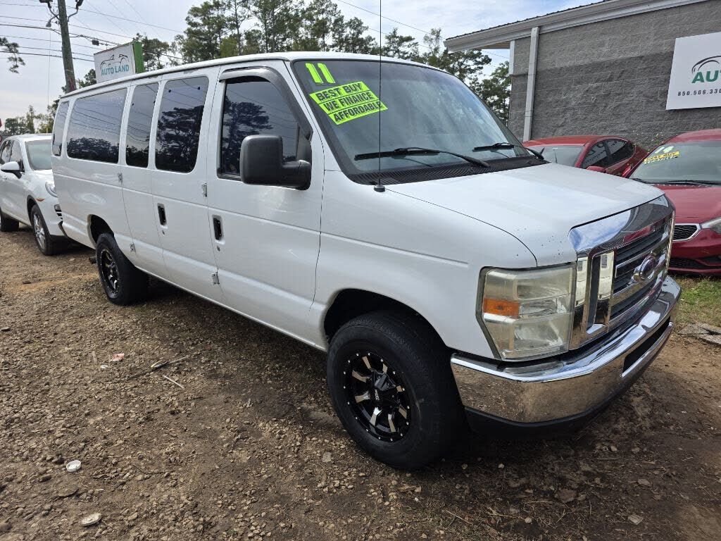 2011 FORD E-350