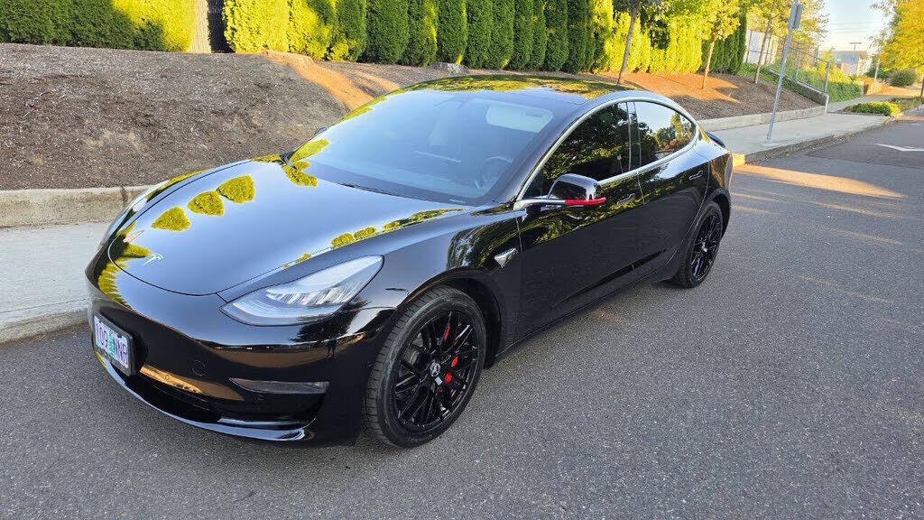 2018 TESLA Model 3