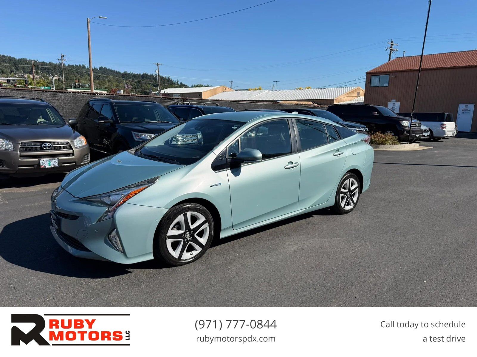 2016 TOYOTA PRIUS