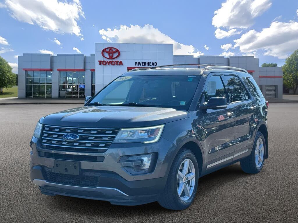 2016 FORD Explorer
