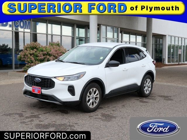 2023 FORD Escape
