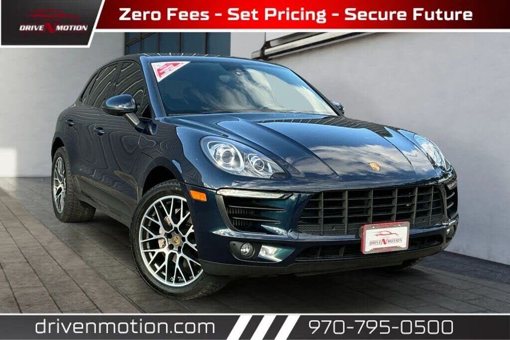 2018 PORSCHE Macan
