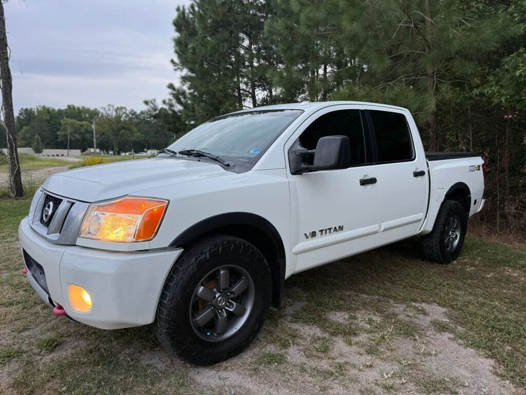 2013 NISSAN Titan