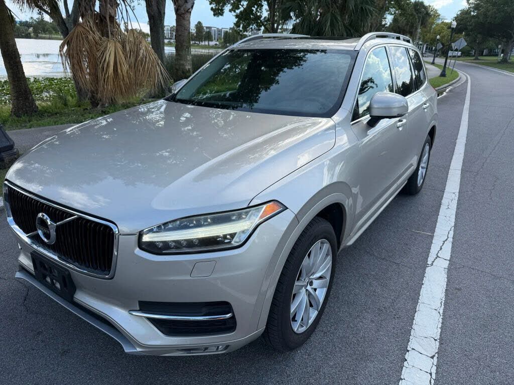 2016 VOLVO XC90