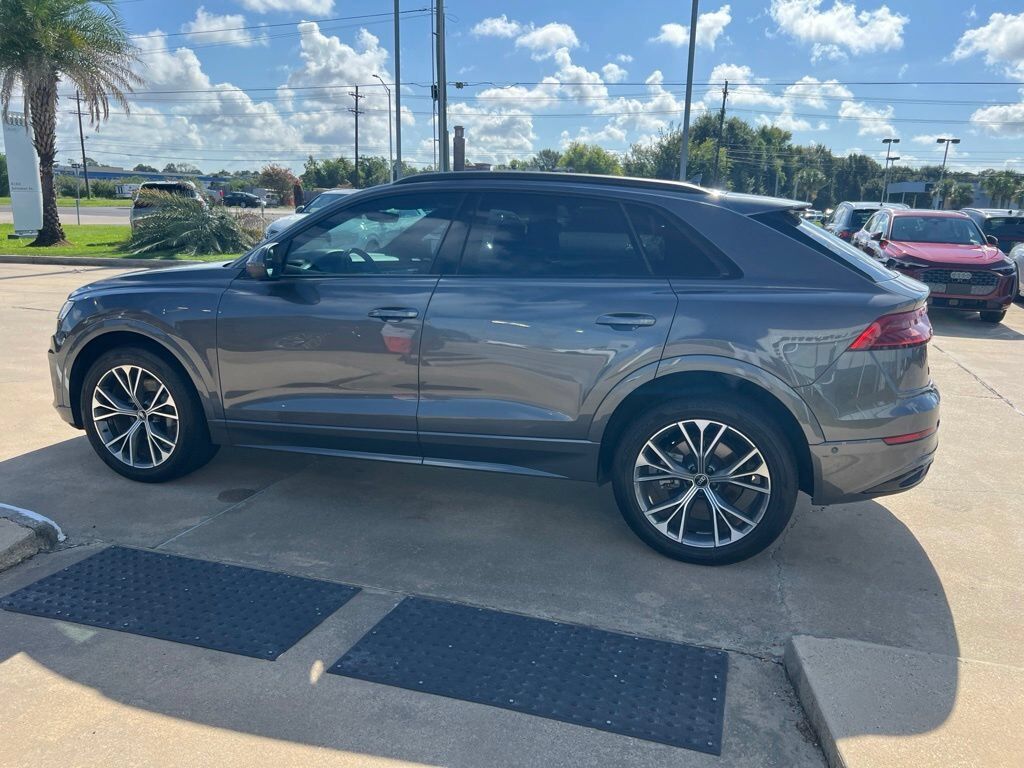 2021 Audi Q8