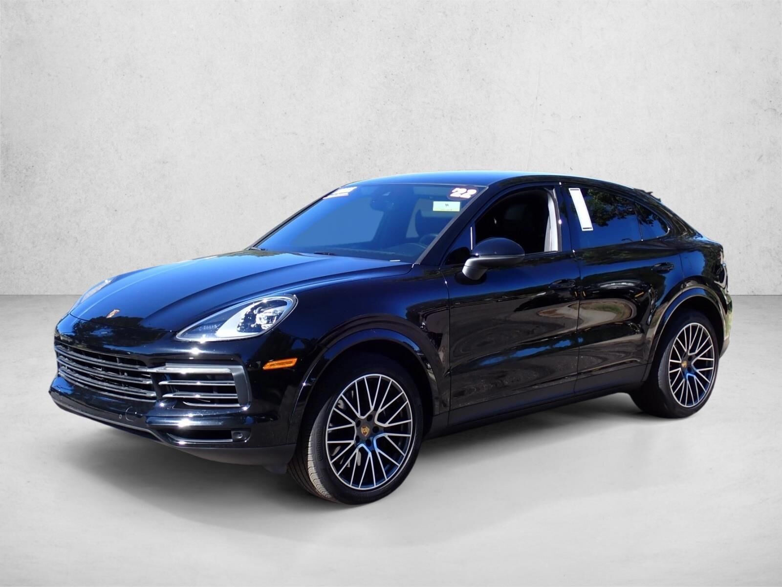 2022 PORSCHE Cayenne