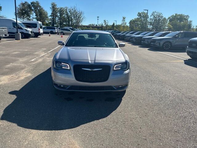 2017 CHRYSLER 300